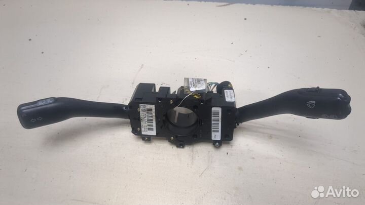 Переключатель поворотов и дворников Volkswagen Golf 4, 2003