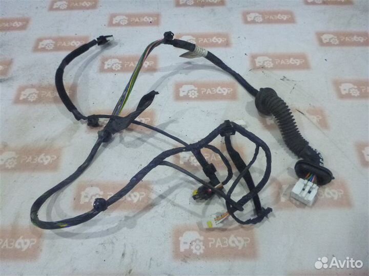 Проводка двери задняя правая Hyundai Solaris RB