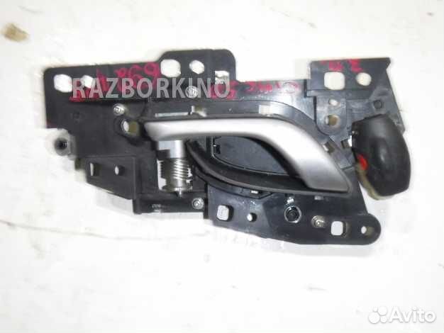 Ручка двери задней внутренняя правая