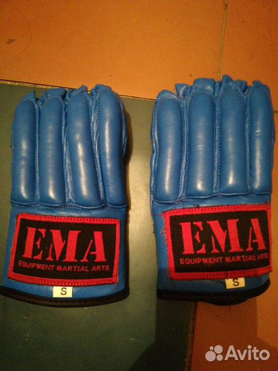 Перчатки для карате киокусинкай