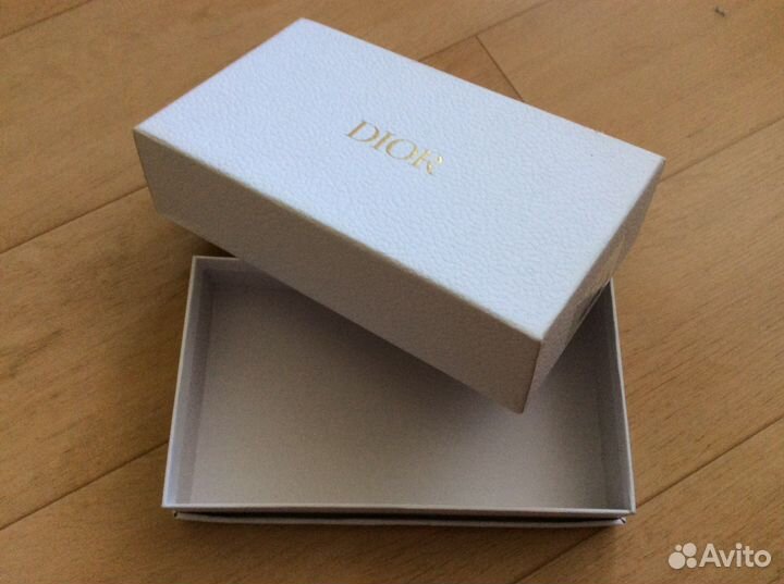 Коробка dior