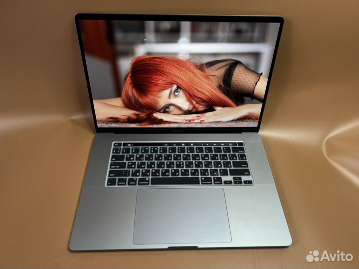 Новый Apple MacBook Pro 16 2019
