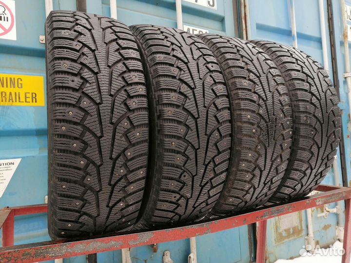 Nokian Tyres Hakkapeliitta 5 SUV 235/60 R18 108T