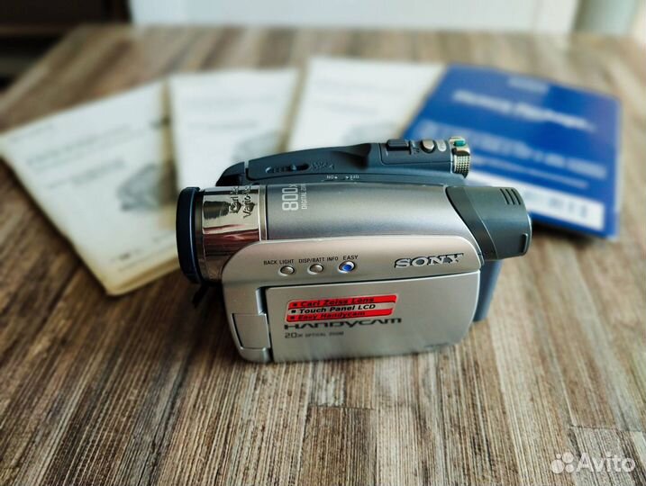 Видеокамера Sony Handycam DCR-HC26E