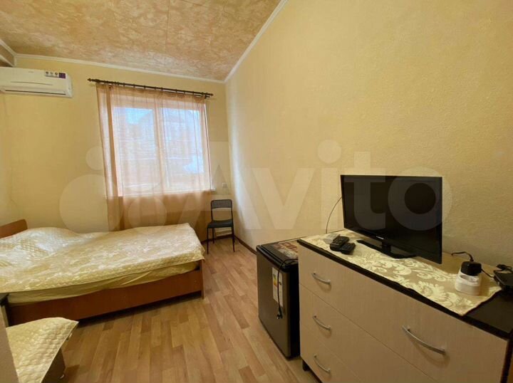 Комната 18 м² в 3-к., 1/3 эт.