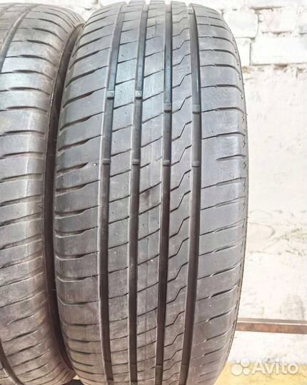 Firestone Roadhawk 215/60 R17 96H