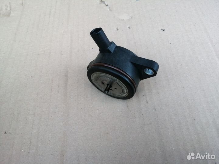 Клапан электромагнитный Jaguar Land Rover