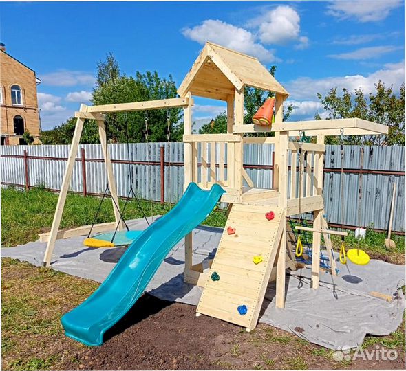 Детский игровой комплекс с горкой