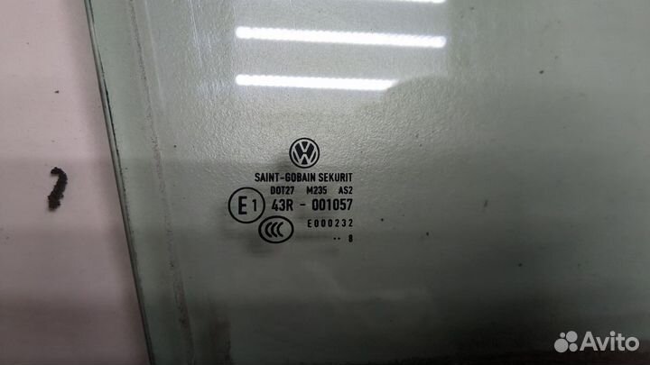 Стекло боковой двери Volkswagen Caddy, 2009