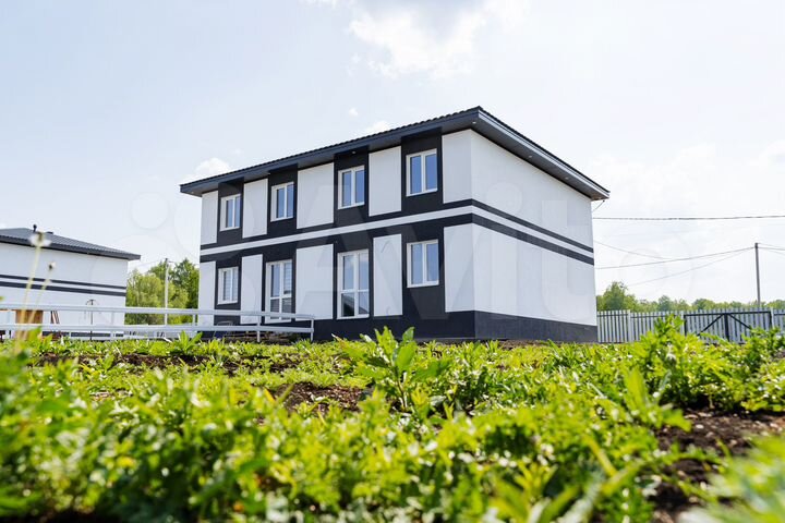 Таунхаус 101 м² на участке 4,2 сот.