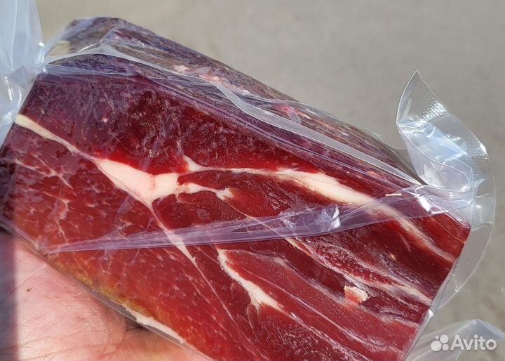 Вяленое мясо. Хамон