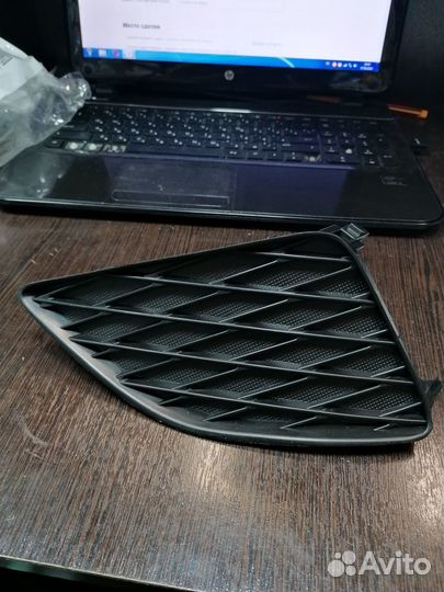 Заглушка в бампер corolla 06-10 RH