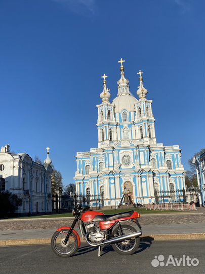 Мотоцикл Jawa для фотосессии и видеосьемок