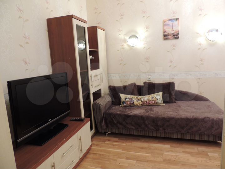 2-к. квартира, 48 м², 1/3 эт.