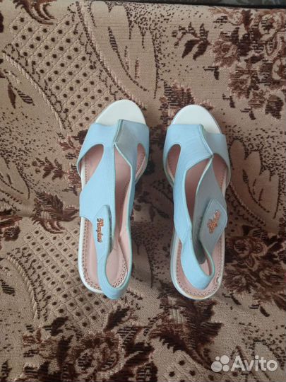 Босоножки на платформе 36 размер