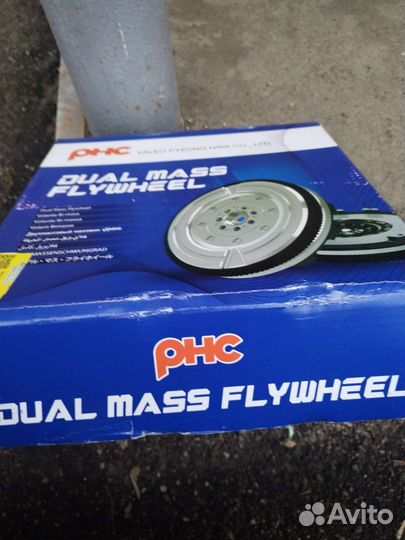 Корзина сцепления + маховик (оригинал) бу Valio