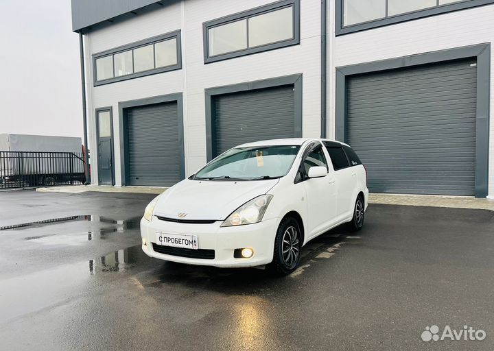 Toyota Wish 1.8 AT, 2004, 300 000 км