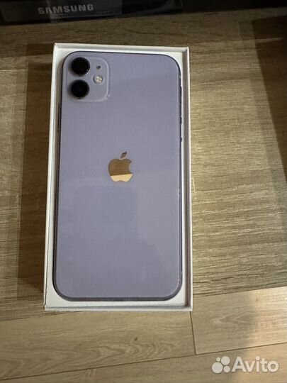 iPhone 11, 64 ГБ