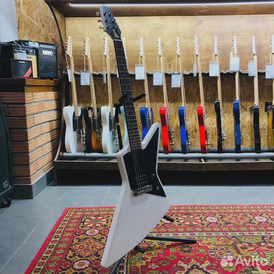 Электрогитара Gibson Explorer Melody Maker White U