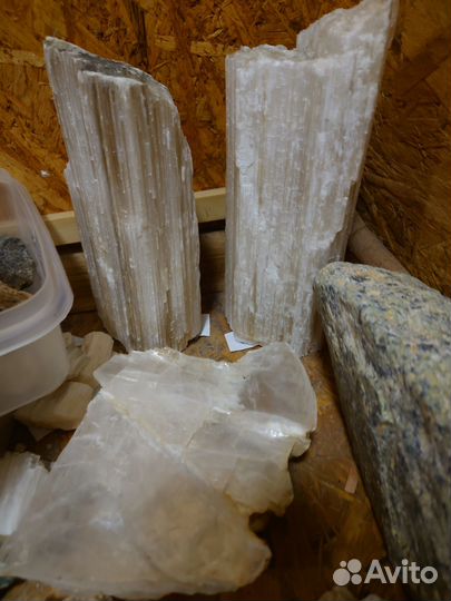 Бокс коллекционных камней