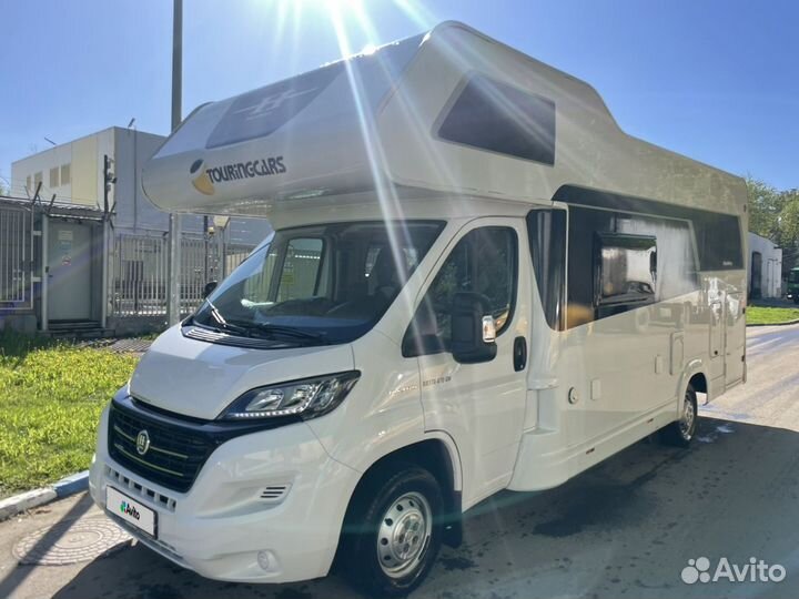 Полуинтегрированный Hobby Siesta, 2018