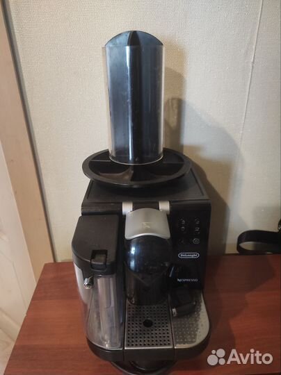Кофемашина delonghi nespresso