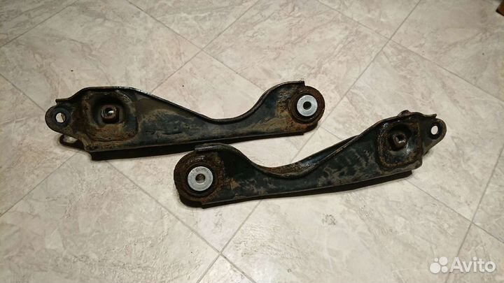 Рычаг задний нижний(развальный) Инфинити FX 35