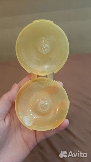 Накладки на грудь medela