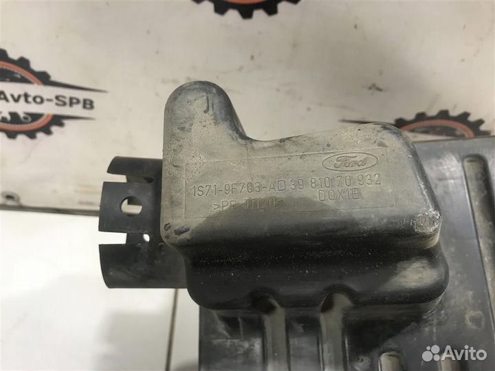 Резонатор воздушного фильтра Ford Mondeo III Рест