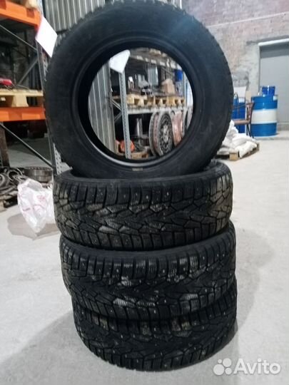 Nokian Tyres Hakkapeliitta Q 195/60 R15