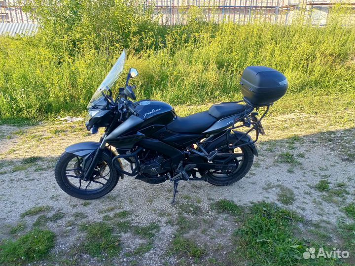 Bajaj pulsar ns200