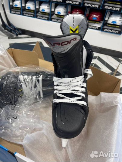 Коньки хоккейные bauer Vapor HyperLite2
