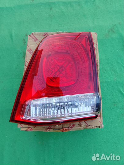 Стоп внутренний правый toyota land cruiser 200