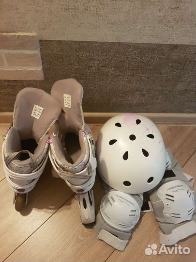 Ролики с защитой на колени,ладони и шлем