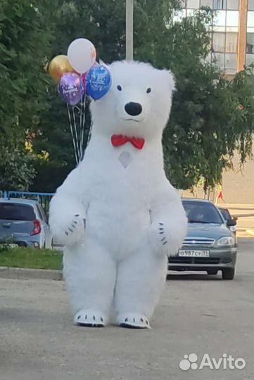 Белый медведь Умка