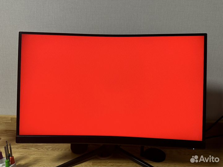 Киберспортивный монитор MSI 144hz