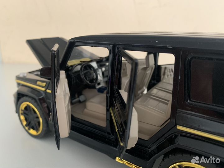 Машинка металлическая модельная Геленваген