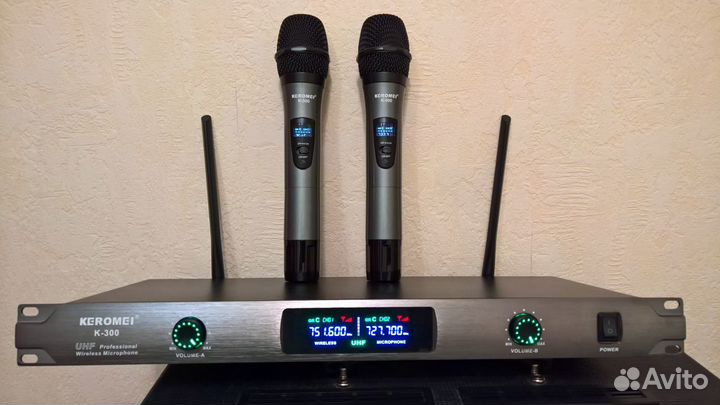 Радиосистема с двумя микрофонами Keromei K600 UHF