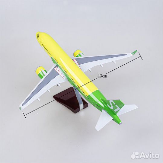 Модель самолета Airbus А320neo S7 Airlines