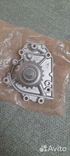 Помпа honda CR-V RD1