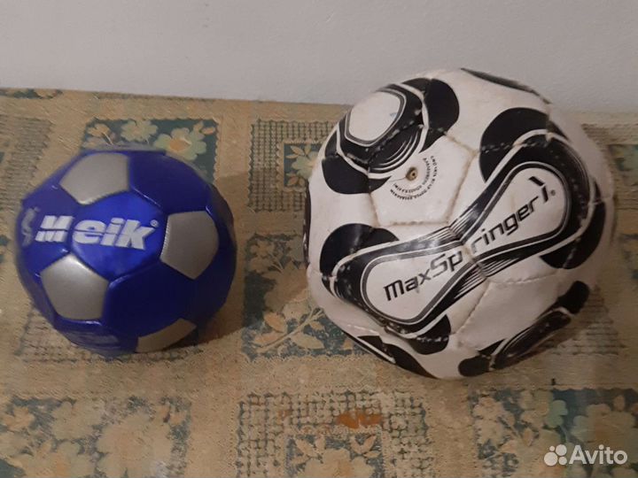 Футбольный мяч adidas 2 штуки