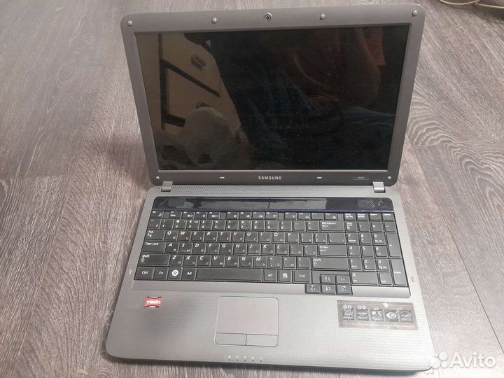 Ноутбук samsung
