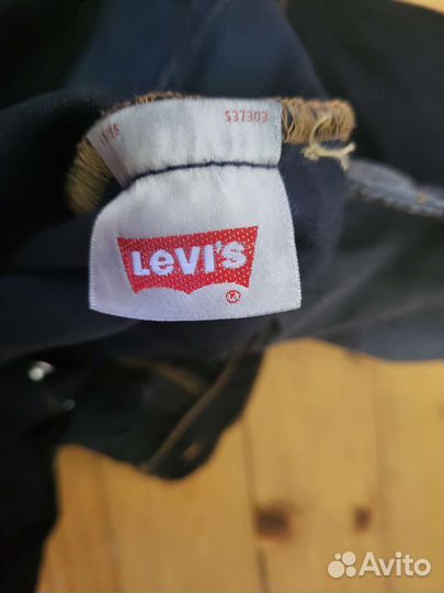 Джинсы levis