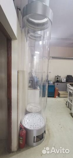 Два цилиндричесских аквариума по 800 литров