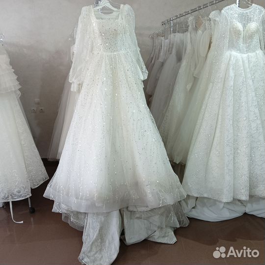 Отпаривание, и химчистка платьев