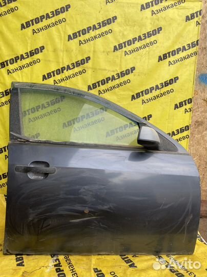 Передняя правая дверь Ford Mondeo 3