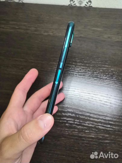 Телефон Huawei P40 Lite