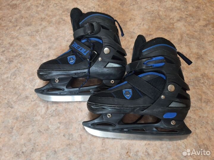 Коньки д/девочки 31-36, коньки д/мальчика 35-38