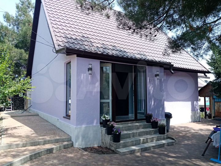 Дом 100 м² на участке 4 сот.