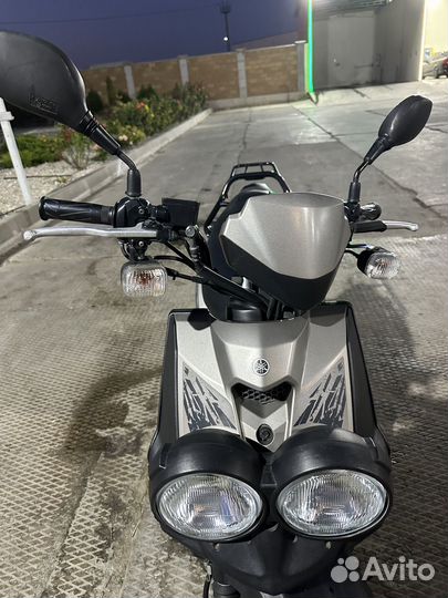 Продается скутер Yamaha